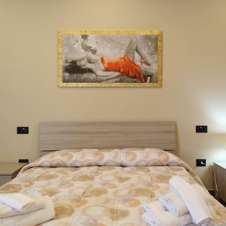 Casa Vacanze Corso Roma Brindisi Exteriör bild